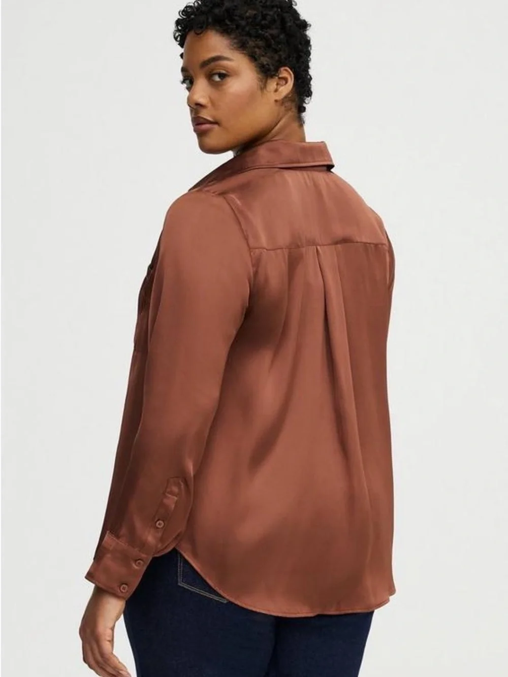 torrid Satin Relaxed Button-Up Shirt size large - Picture 4 of 9